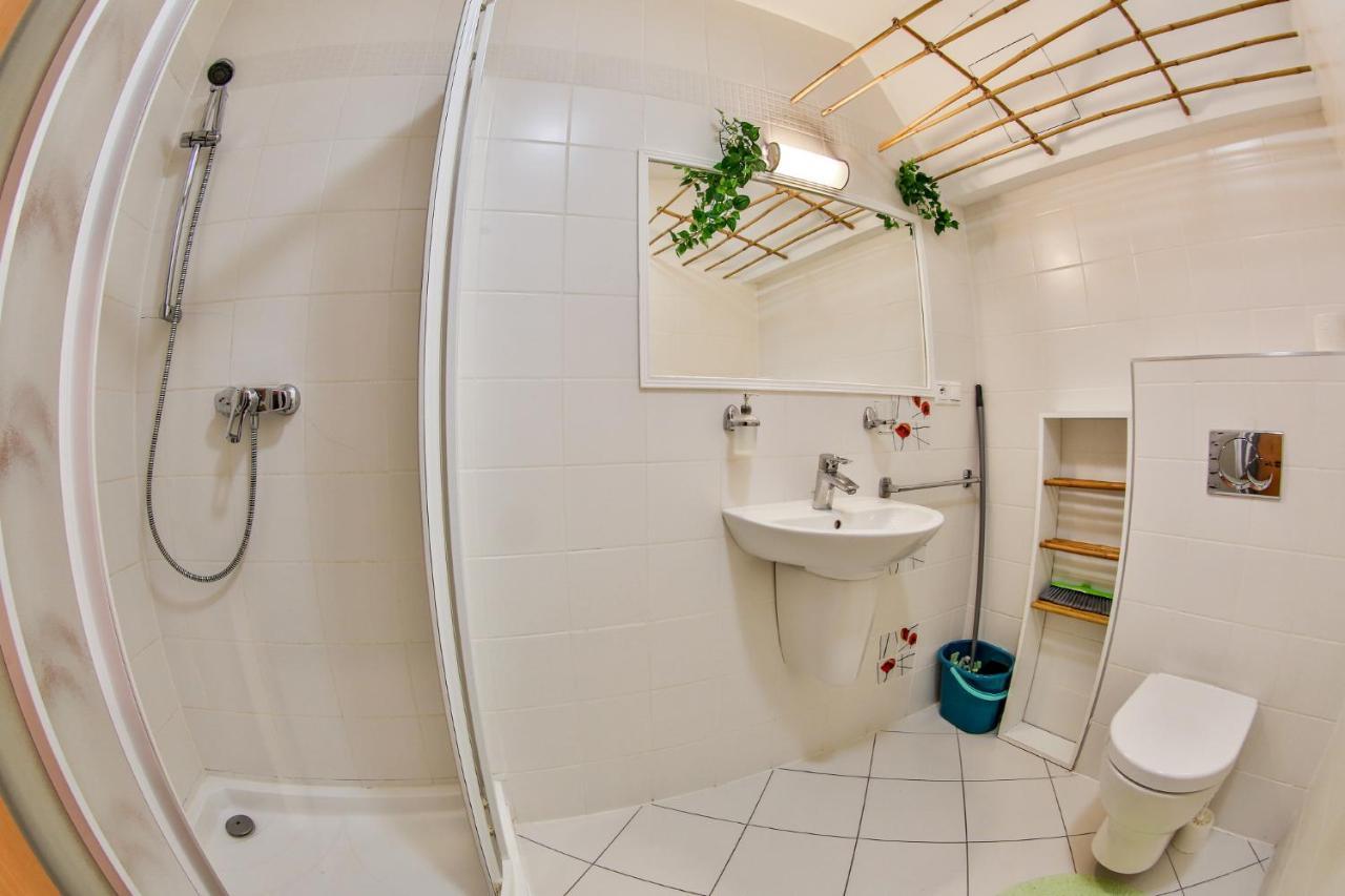 Apartmany Fatrapark 1 S Wellnessom Hrabovska Dolina ルジョムベロク エクステリア 写真
